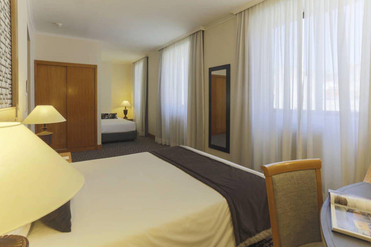 Hotel Mundial Lisbona Esterno foto